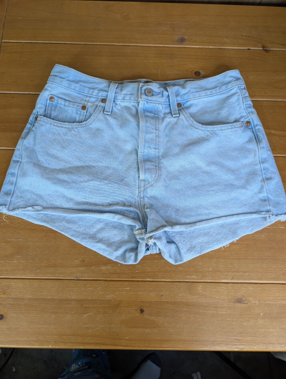 LEVIS 501 women's cutoff shorts